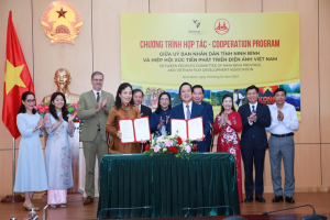 VFDA organizes a cooperation signing program to promote, build and develop the film industry in Ninh Binh