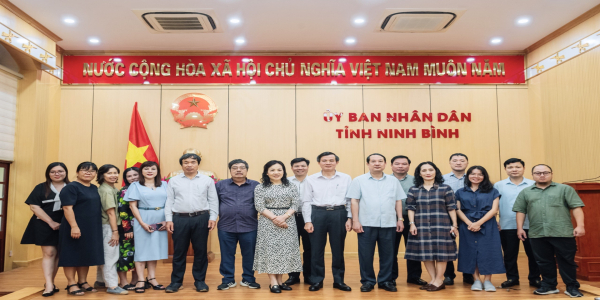 Comrade Secretary of Ninh Binh Provincial Party Committee chaired a working conference with the Vietnam Cinema Promotion and Development Association.